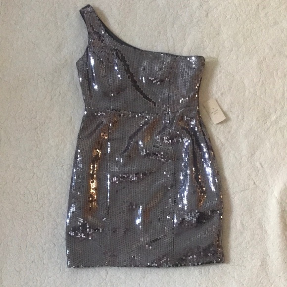 NWT | Forever 21 | Silver Sequin One Shoulder Mini Dress Size Medium